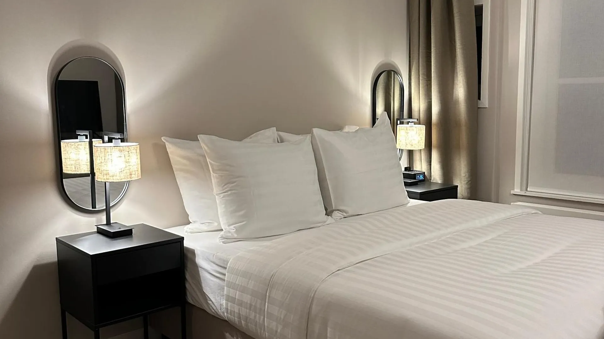 Hotel Grand Canal Delft